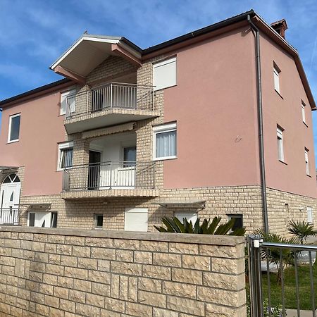 Apartments Ban Galizana Exterior photo