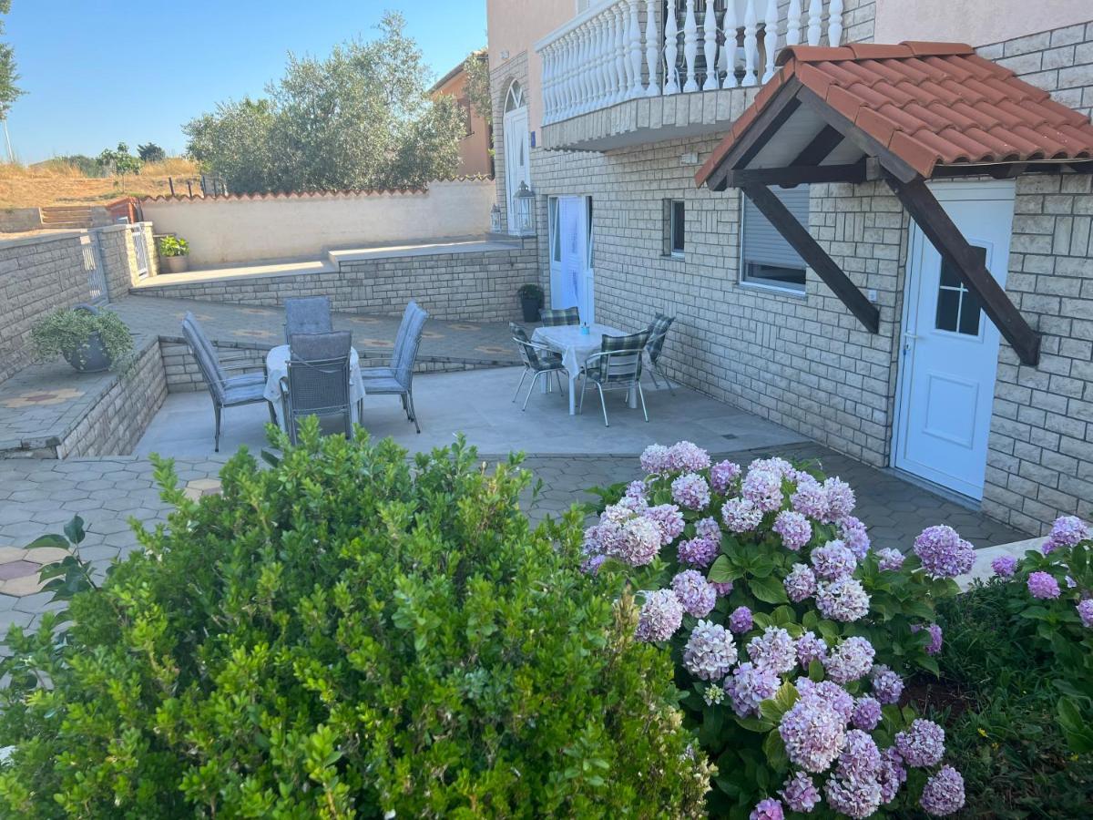 Apartments Ban Galizana Exterior photo